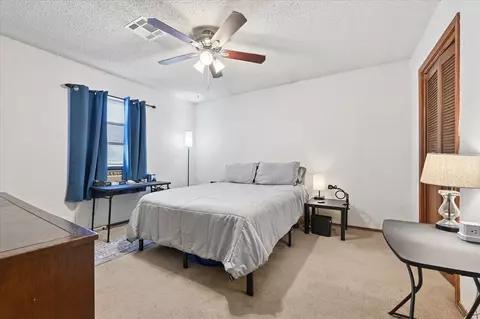 Bedroom - 8601 E 62nd Pl, Tulsa, OK 74133 photo 10 of 11