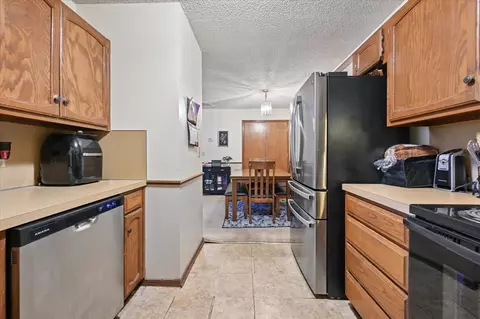 Kitchen - 8601 E 62nd Pl, Tulsa, OK 74133 photo 5 of 5