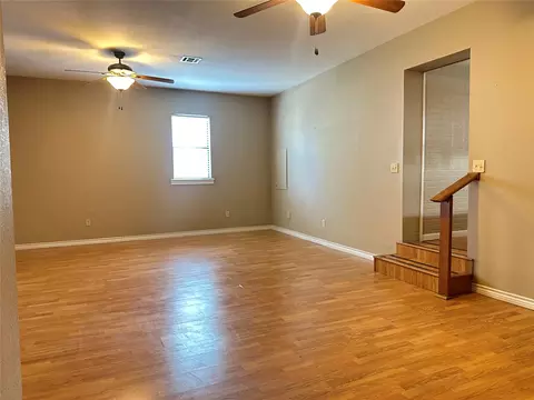 Living - 1123 E 9th St, Okmulgee, OK 74447 photo 4 of 5