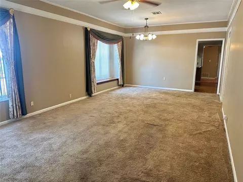 Living - 1123 E 9th St, Okmulgee, OK 74447 photo 1 of 5