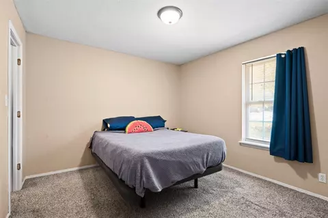 Bedroom - 1372 E 142nd St, Glenpool, OK 74033 photo 1 of 5
