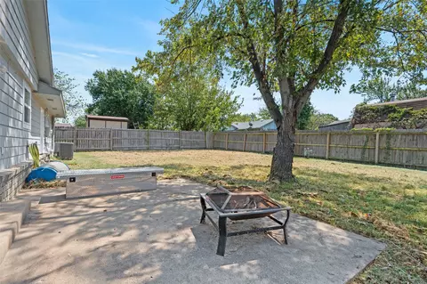 Exterior - 1372 E 142nd St, Glenpool, OK 74033 photo 7 of 7