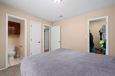 Bedroom - 1372 E 142nd St, Glenpool, OK 74033 photo 3 of 5