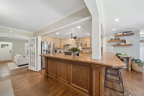 Kitchen - 1909 E 35th Pl, Tulsa, OK 74105 photo 1 of 4