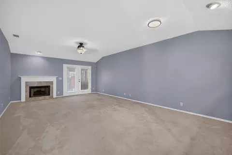 Living - 8311 S 84th East Pl, Tulsa, OK 74133 photo 5 of 8