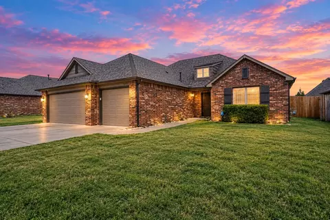 8417 N 76 East Ave, Owasso, OK 74055