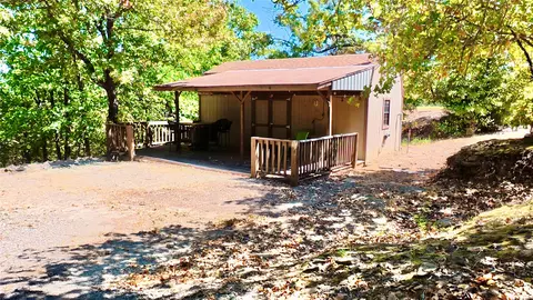 383 Hickory St, Canadian, OK 74425