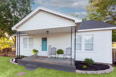 Exterior - 524 3rd St, Crowder, OK 74430 photo 2 of 4
