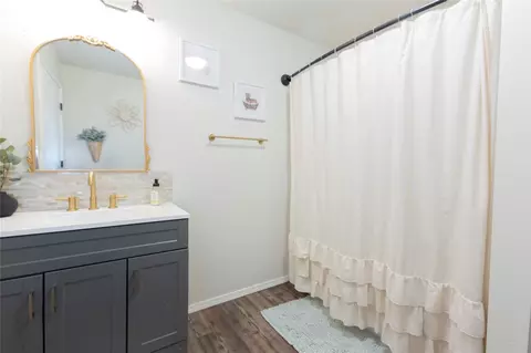 Bath - 524 3rd St, Crowder, OK 74430 photo 1 of 3