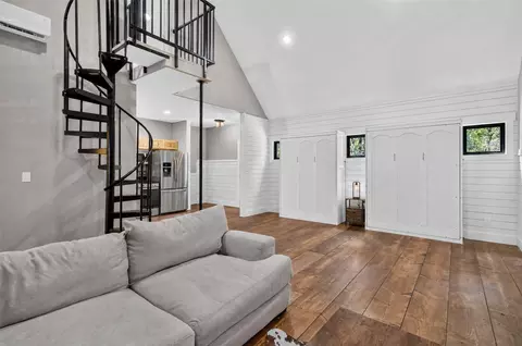 Entry Way - 13063 E 403 Rd, Spavinaw, OK 74366 photo 1 of 2
