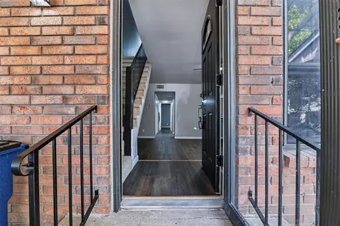Entry Way - 11050 E 16th St N, Tulsa, OK 74128 photo 1 of 4