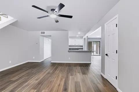 Living - 11050 E 16th St N, Tulsa, OK 74128 photo 4 of 5