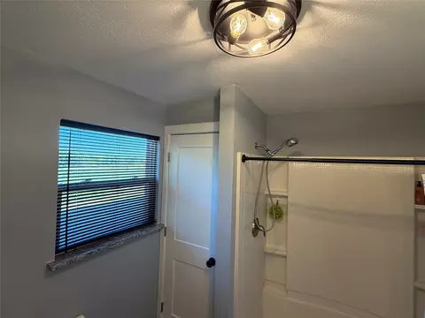 Bath - 590 Friendship Rd, Stuart, OK 74570 photo 4 of 4