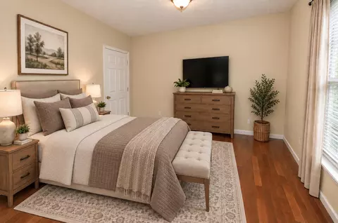 Bedroom - 3209 N 3rd Pl, Broken Arrow, OK 74012 photo 3 of 3