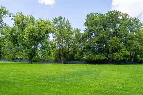 2602 E 16th St, Tulsa, OK 74104 photo 9