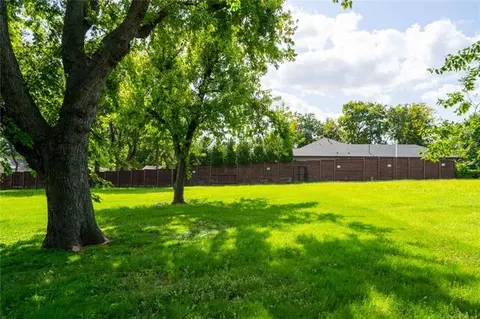 2602 E 16th St, Tulsa, OK 74104 photo 16