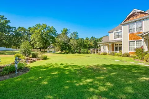 Exterior - 1009 SE County Rd, Ada, OK 74820 photo 26 of 28