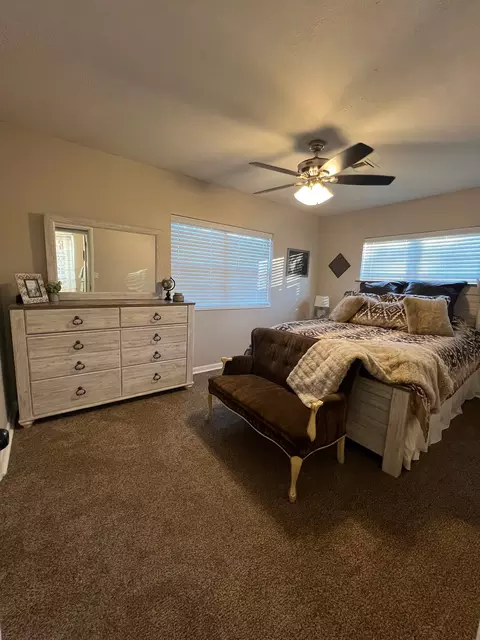 Bedroom - 1009 SE County Rd, Ada, OK 74820 photo 11 of 11