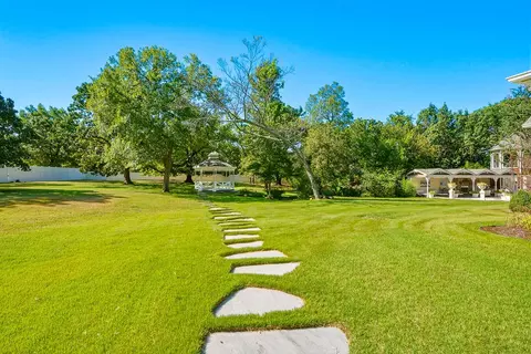 Exterior - 1009 SE County Rd, Ada, OK 74820 photo 27 of 28