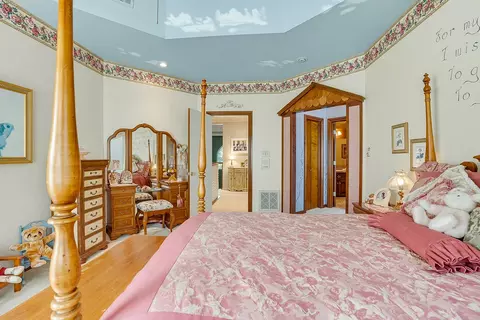 Bedroom - 1009 SE County Rd, Ada, OK 74820 photo 4 of 11