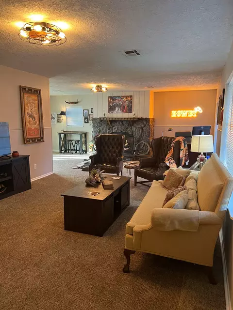 Living - 1009 SE County Rd, Ada, OK 74820 photo 5 of 5