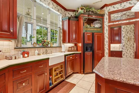 Kitchen - 1009 SE County Rd, Ada, OK 74820 photo 3 of 9