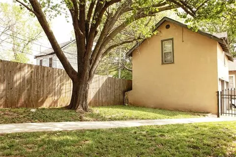 Exterior - 1303 E 17th Pl, Tulsa, OK 74120 photo 2 of 2
