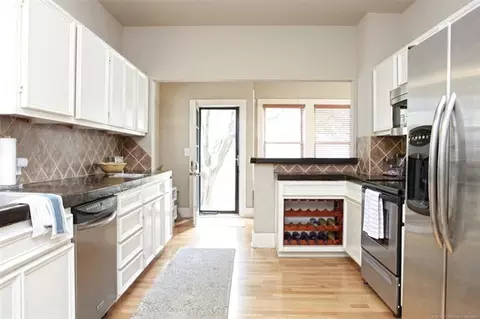 Kitchen - 1303 E 17th Pl, Tulsa, OK 74120 photo 4 of 5