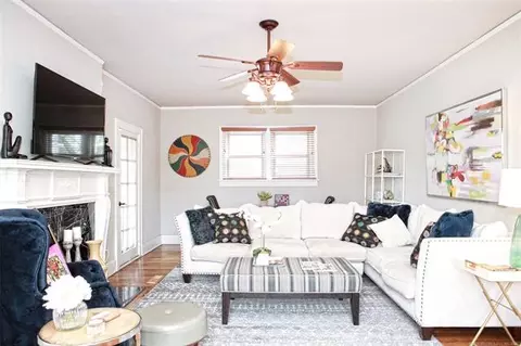 Living - 1303 E 17th Pl, Tulsa, OK 74120 photo 2 of 7