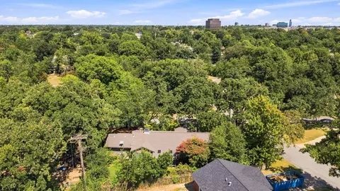 View/Area - 3844 E 54th St S, Tulsa, OK 74135 photo 1 of 4