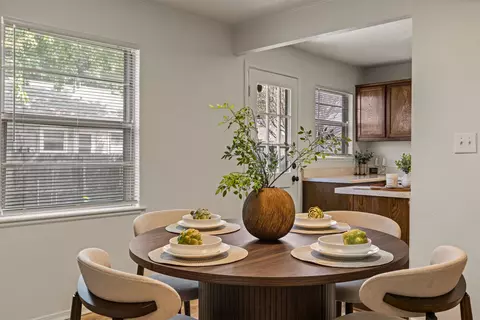 Dining - 1432 E 38th Street 1432c, Tulsa, OK 74105 photo 5 of 5