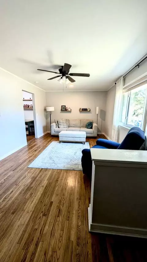 Living - 617 E Fort Worth Pl, Broken Arrow, OK 74012 photo 1 of 3
