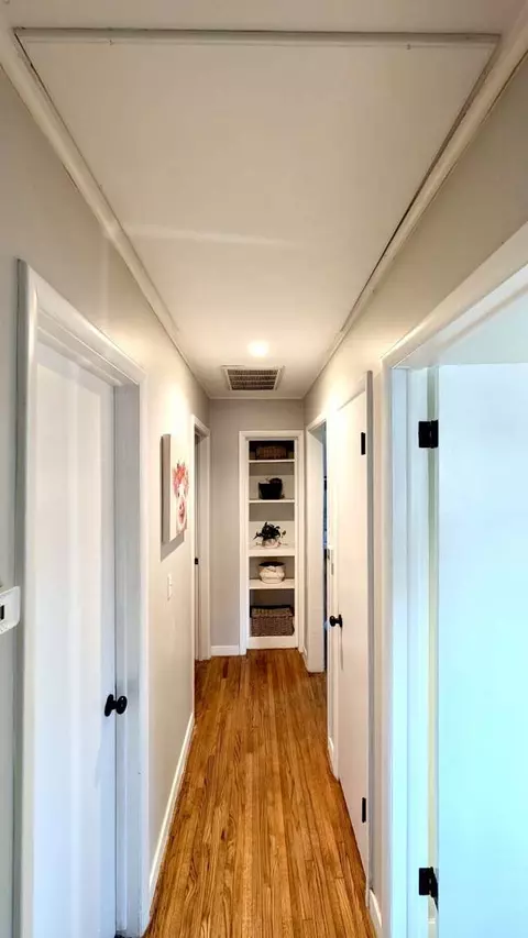 Entry Way - 617 E Fort Worth Pl, Broken Arrow, OK 74012 photo 2 of 3