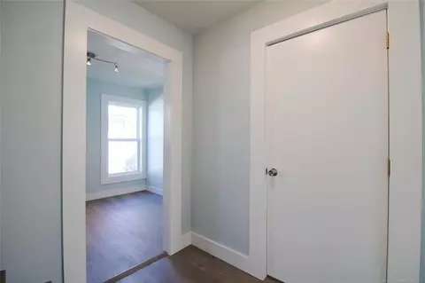 Entry Way - 907 E 3rd St, Okmulgee, OK 74447 photo 3 of 5