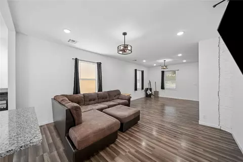 Living - 501 W Main, Haskell, OK 74436 photo 1 of 2