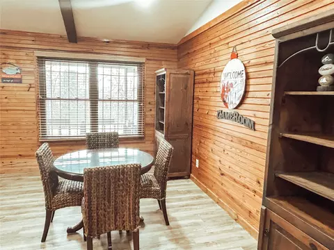 Dining - 589 Mohawk Dr, Eufaula, OK 74432 photo 1 of 2