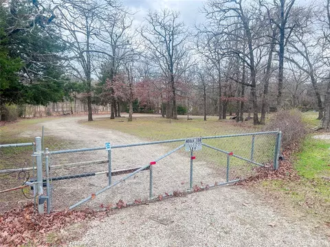 Exterior - 589 Mohawk Dr, Eufaula, OK 74432 photo 4 of 5