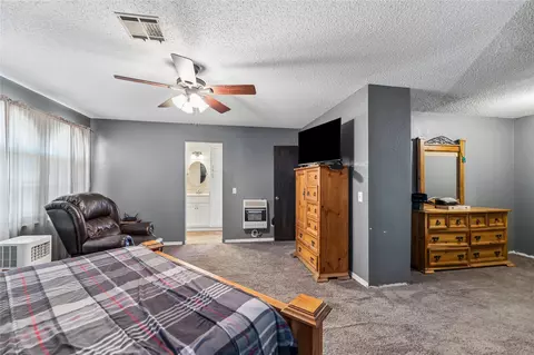 Bedroom - 20220 E 700 Rd, Wagoner, OK 74467 photo 4 of 6