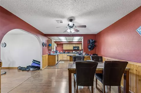 Dining - 20220 E 700 Rd, Wagoner, OK 74467 photo 1 of 1