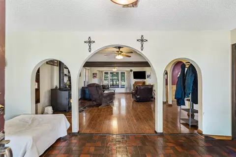 Entry Way - 20220 E 700 Rd, Wagoner, OK 74467 photo 1 of 3