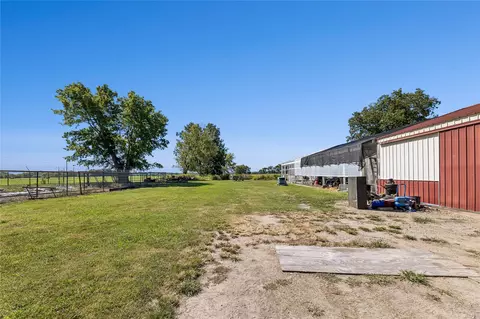 Exterior - 20220 E 700 Rd, Wagoner, OK 74467 photo 5 of 9