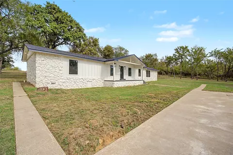 Exterior - 422311 E 1142 Rd, Eufaula, OK 74432 photo 12 of 18