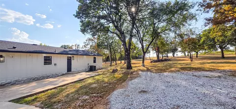 Exterior - 422311 E 1142 Rd, Eufaula, OK 74432 photo 17 of 27