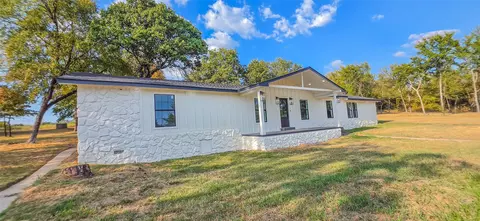 Exterior - 422311 E 1142 Rd, Eufaula, OK 74432 photo 9 of 27