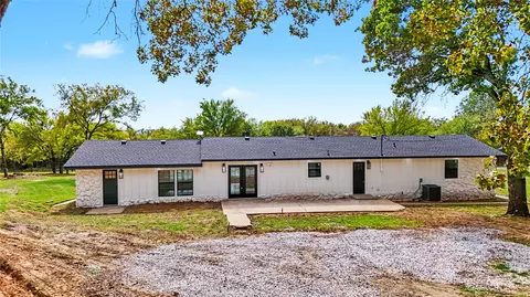 Exterior - 422311 E 1142 Rd, Eufaula, OK 74432 photo 11 of 18