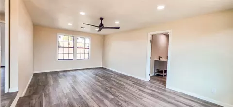 Living - 422311 E 1142 Rd, Eufaula, OK 74432 photo 6 of 9