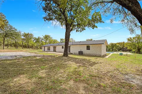 Exterior - 422311 E 1142 Rd, Eufaula, OK 74432 photo 10 of 18