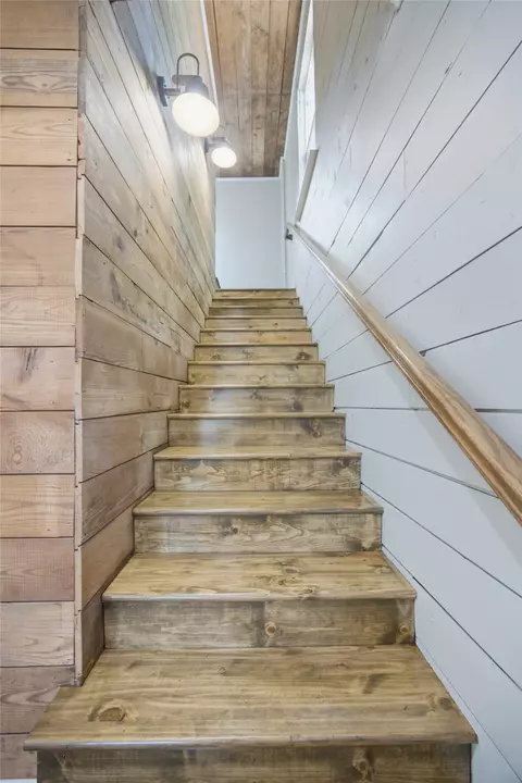 Entry Way - 206 Broadway Ave, Eufaula, OK 74432 photo 4 of 5