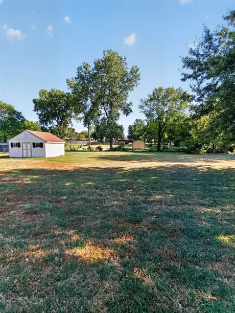 Exterior - 24304 E 111th St S, Broken Arrow, OK 74014 photo 8 of 11