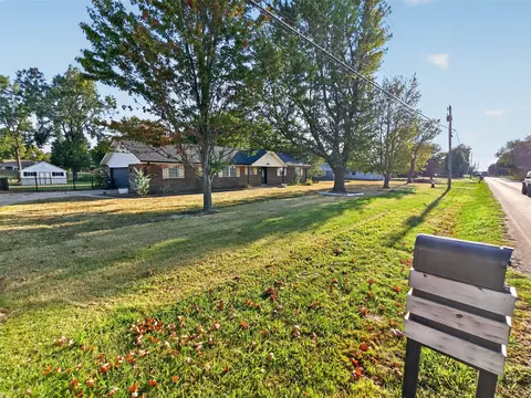 Exterior - 24304 E 111th St S, Broken Arrow, OK 74014 photo 6 of 11
